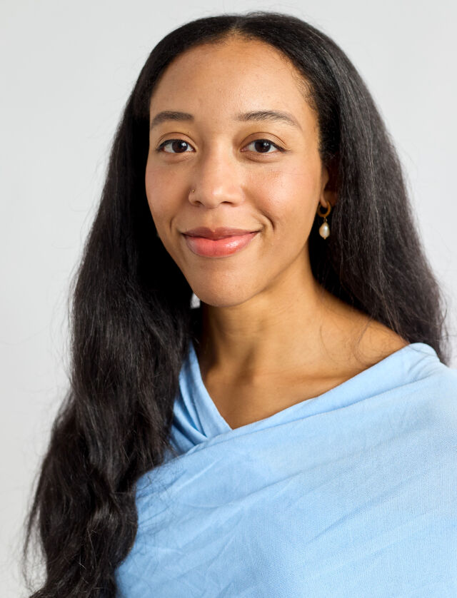 Averi Israel