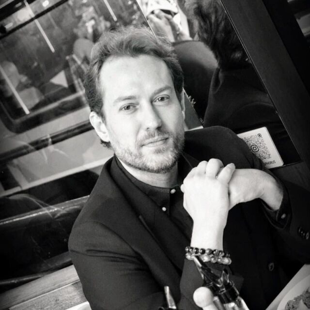 Daniel Jewel