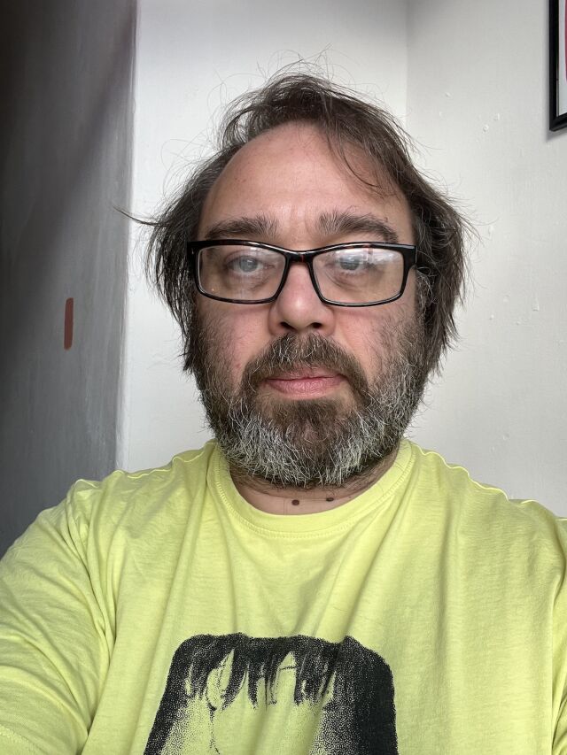 Simon Jones